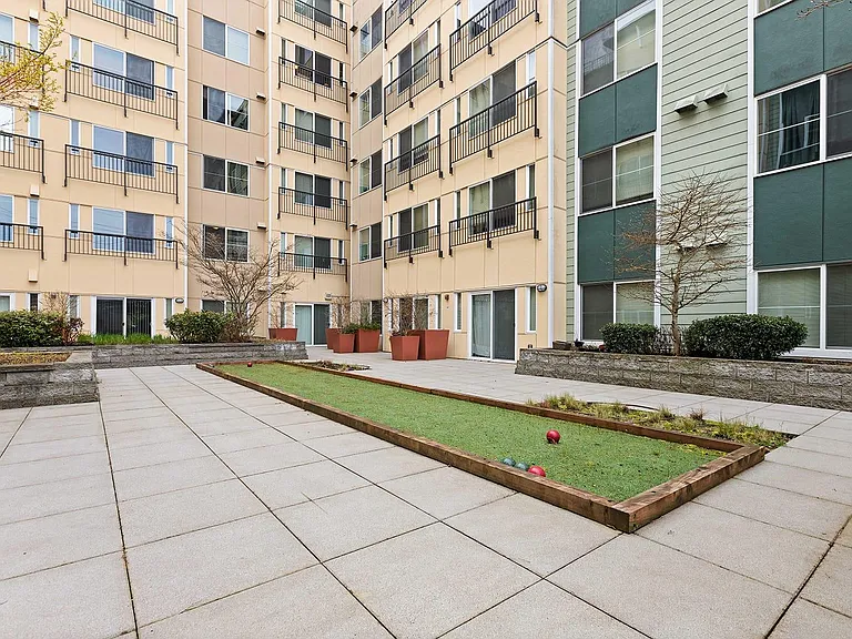 Interurban Senior Living Apartments — Photo 13