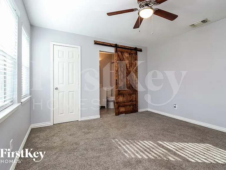 3529 Birchwood Ln — Photo 10
