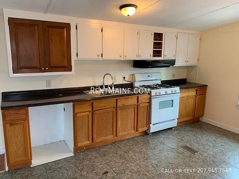 14 Pheasant Hill Trailer Park — Photo 3