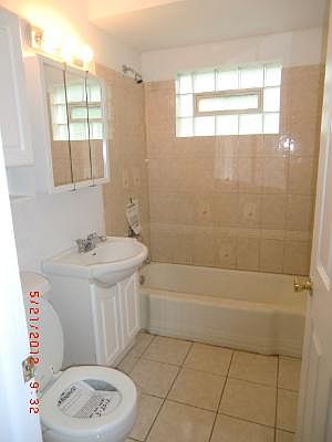5th image of 232 Park Dr