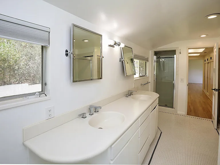 450 Santa Rosa Ln — Photo 27