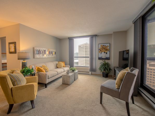 Broadview Manor | 120 Donald St, Winnipeg, MB