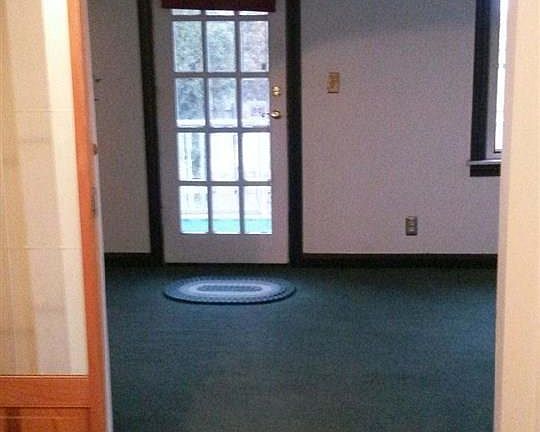 4th image of 14718 Crescentwood Ave