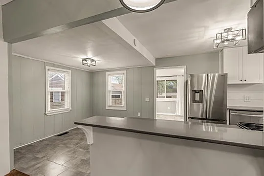 1315 S Evanston Ave — Photo 3