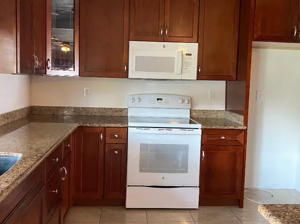 (undisclosed Address), Tracy, CA 95376