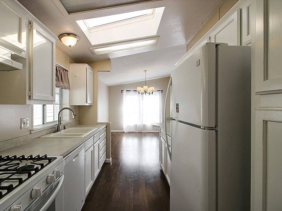 4th image of 600 E Weddell Dr Spc 80