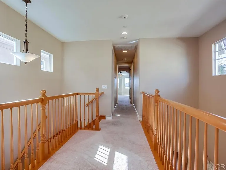 421 N Cedros Ave N — Photo 22