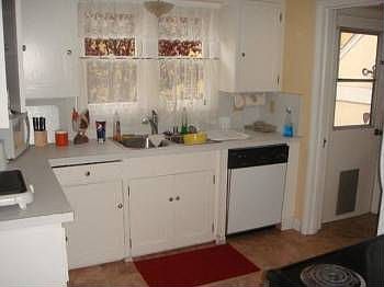 4th image of 523 Hathway Ave