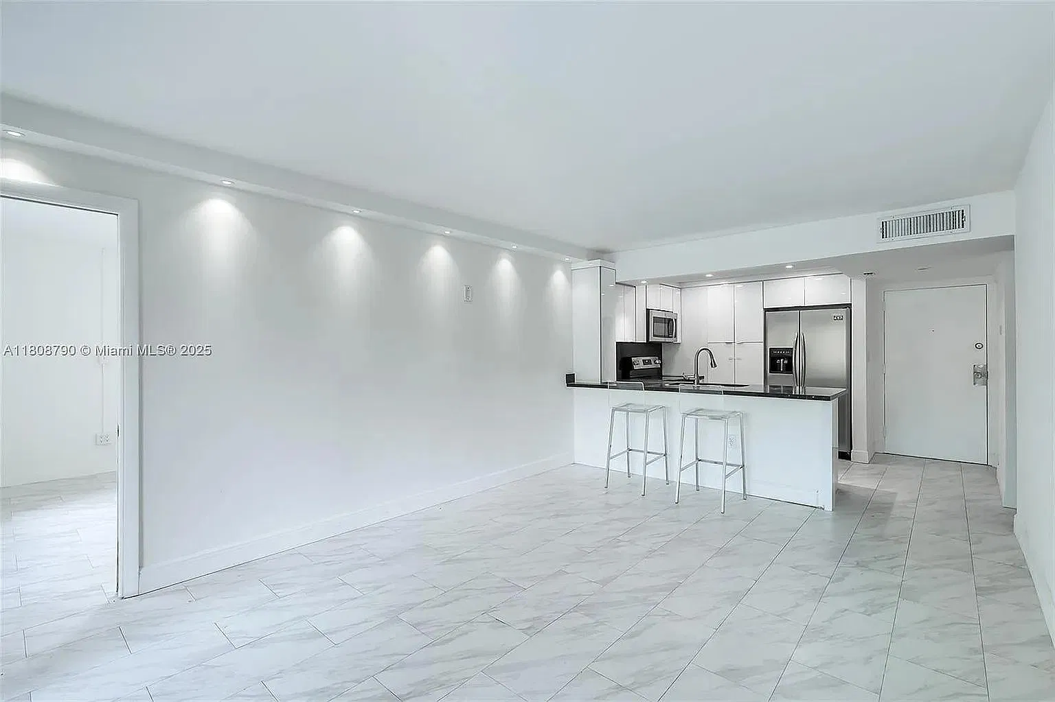 14221 N Kendall Dr - 14221 N Kendall Dr #104C — Photo 4