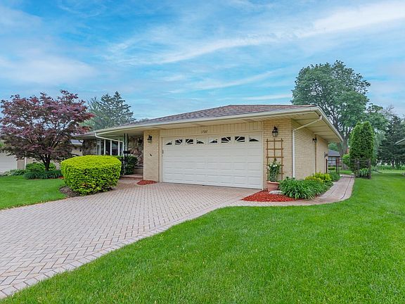 3rd image of 1707 N Aralia Dr