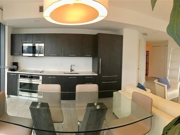 55 SW 9th St #2901 — Photo 8
