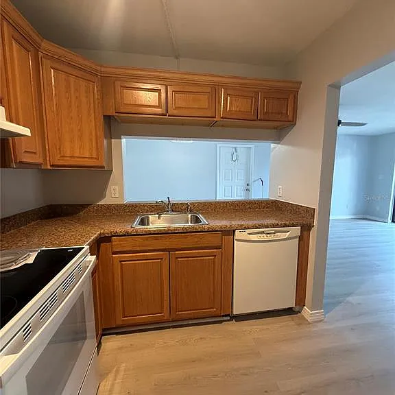 1223 S Pine Ridge Cir #23 — Photo 11