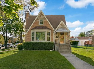 8200 N Oleander Ave, Niles, IL 60714