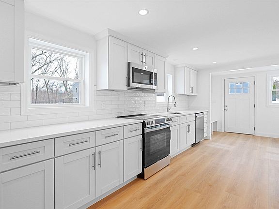 5th image of 201 Aberdeen Rd