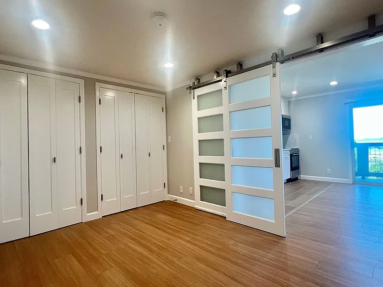 800A Hillside Ave — Photo 7
