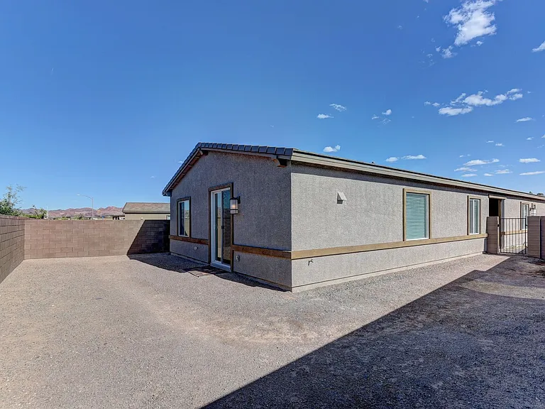222 Palisade Falls Ave — Photo 1