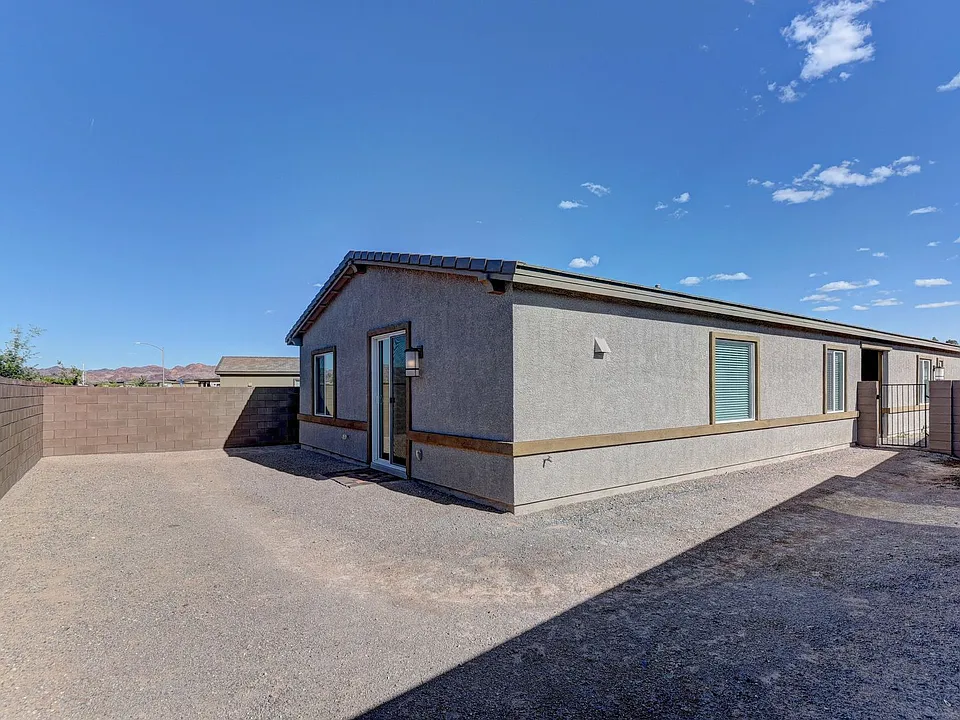 222 Palisade Falls Ave