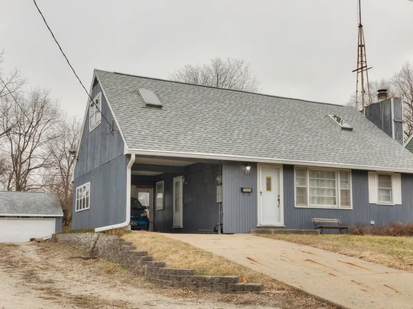 7502 SW 14th St, Des Moines, IA 50315