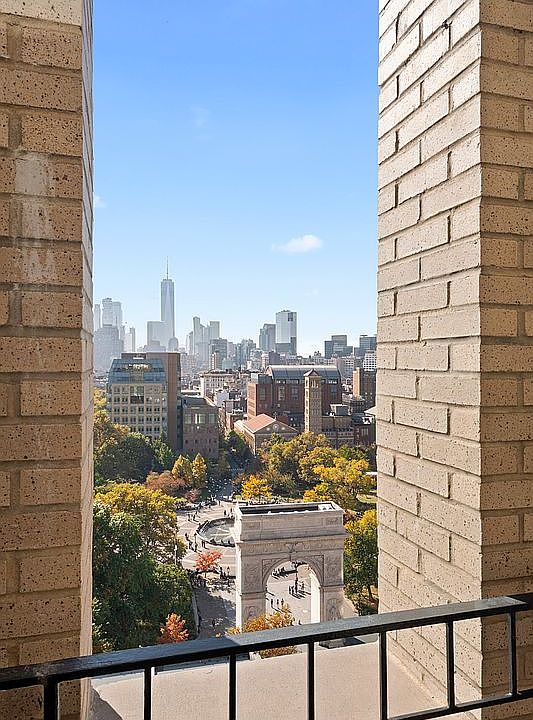 1st image of 1 5th Ave APT 16G
