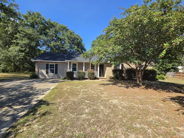 7 Treetop Ct, Sumter, SC 29154