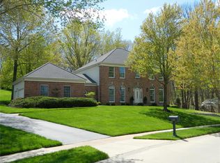 1328 Carriage Crossing Ln, Chesterfield, MO 63005