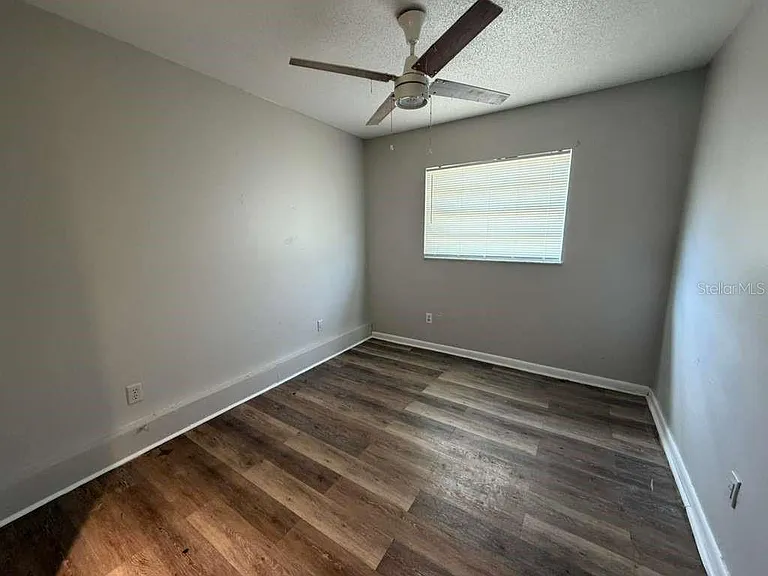 4046 Queen Anne Dr — Photo 9