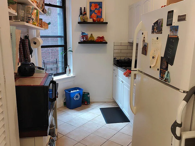 235 2nd Ave #2B — Photo 9