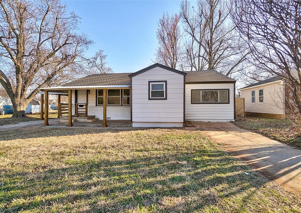 1st image of 4404 SE 20th St