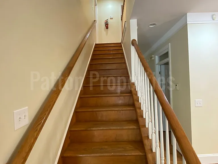 323 Pickens St — Photo 18