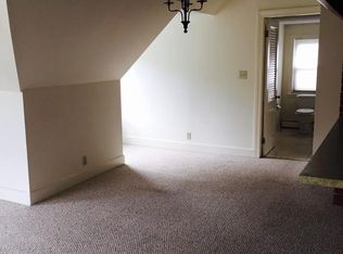 11 Worcester St APT 10, Grafton, MA 01519
