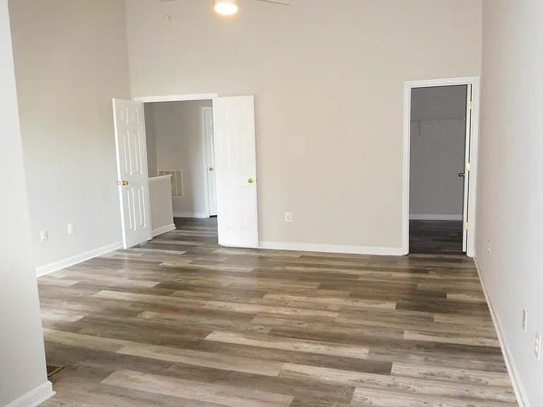 1941 Fieldstone Way — Photo 19