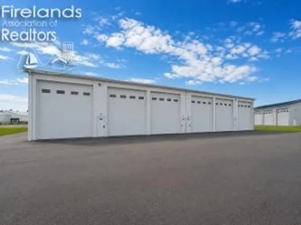 764 SE Catawba Rd Unit 92, Port Clinton, OH 43452
