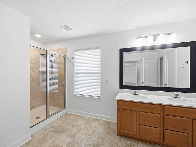 20623 Pioneer Oak Ln — Photo 9