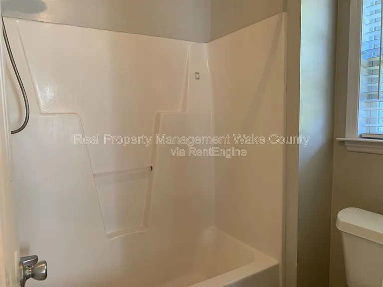 609 Stinson Ave — Photo 14