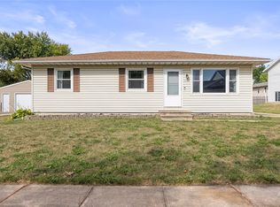 2980 9th St, Marion, IA 52302