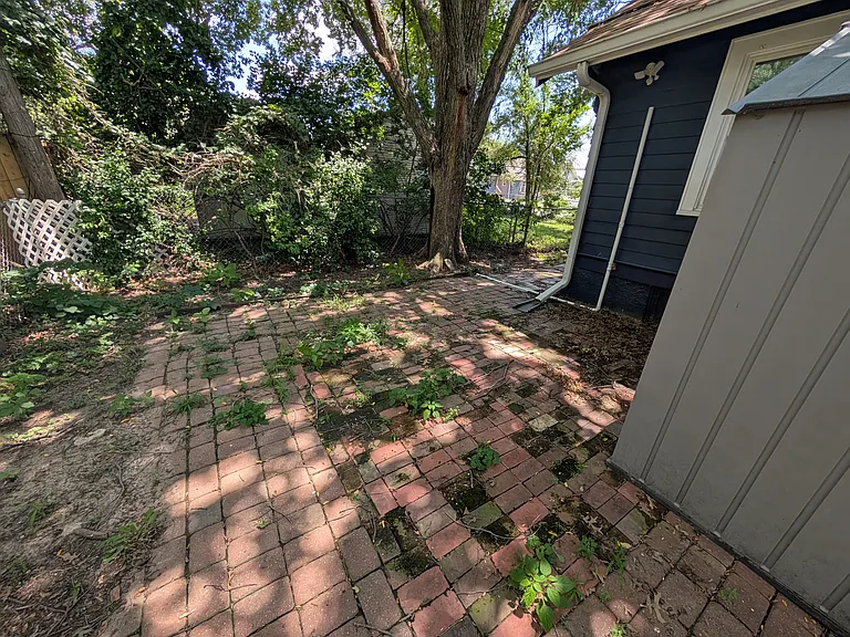2410 W 42nd Ave — Photo 32