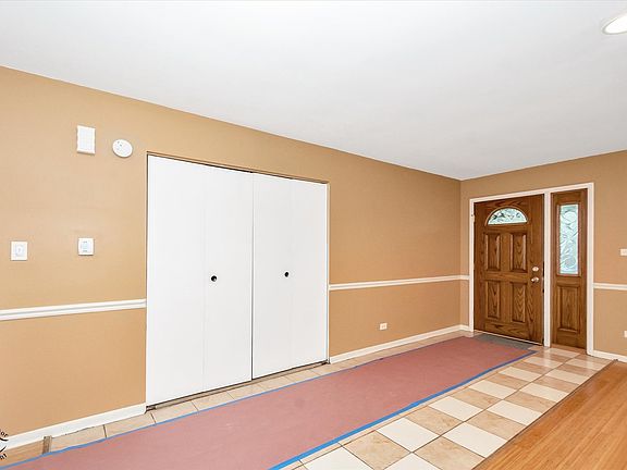 2nd image of 4605 Jefferson Dr