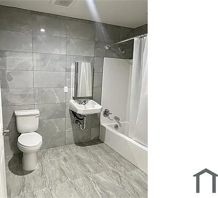 6550 S Normandie Ave #423 — Photo 8