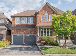 3152 Morning Glory Mews, Mississauga, ON L5M 6V3