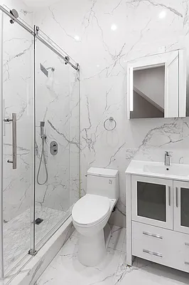 Rented by Five Stone NYC LLC | media 5