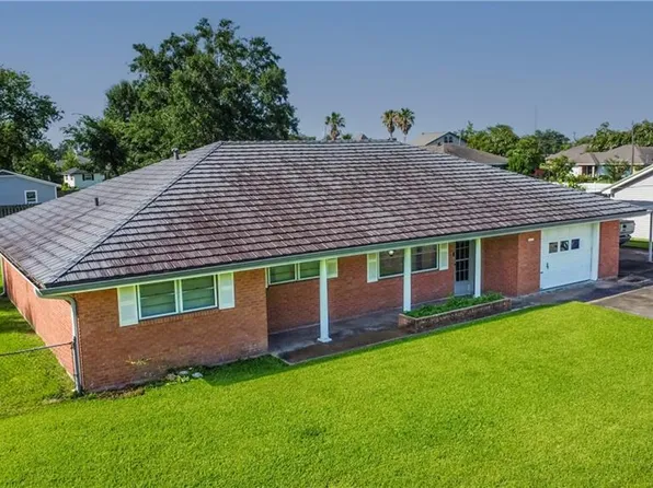 409 Oak St, Hahnville, LA 70057