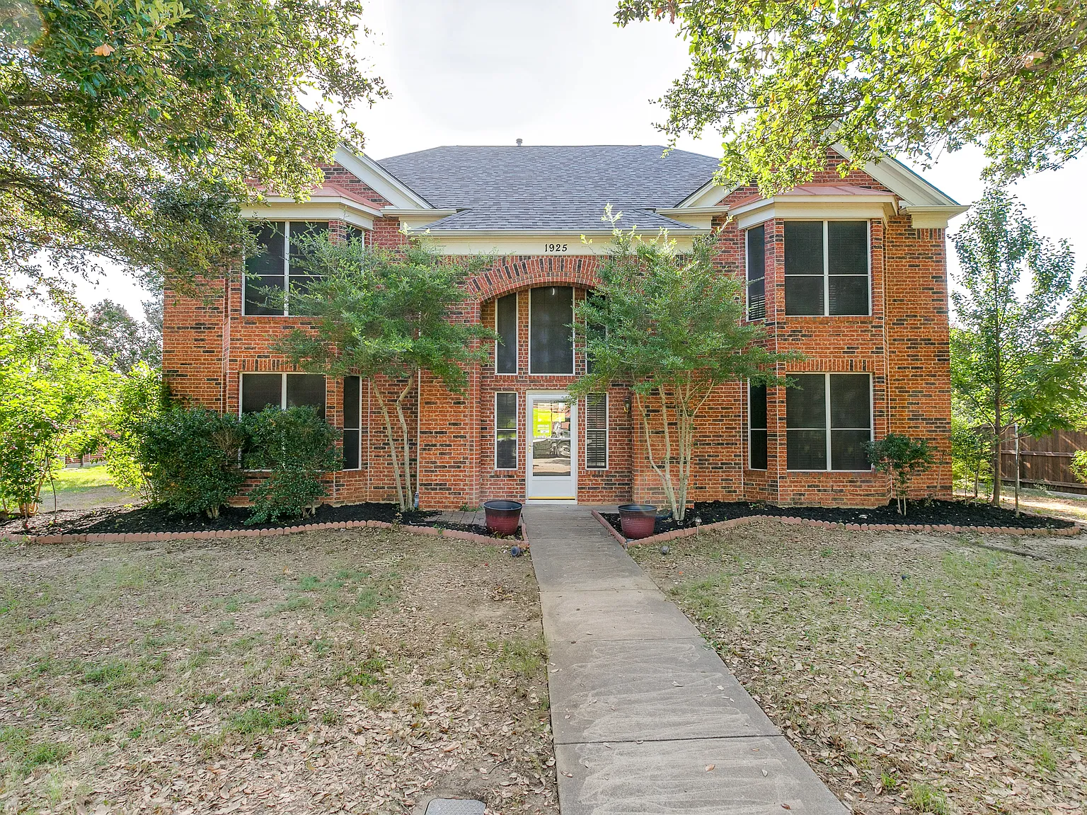 4 bed, 2811 sqft, $2,900 — Photo 4