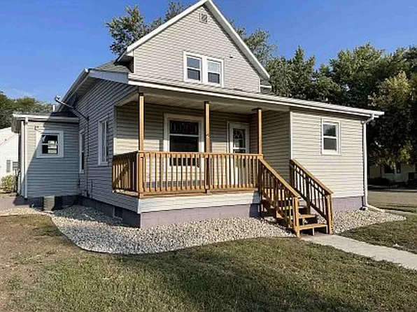 111 N English St, Ghent, MN 56239