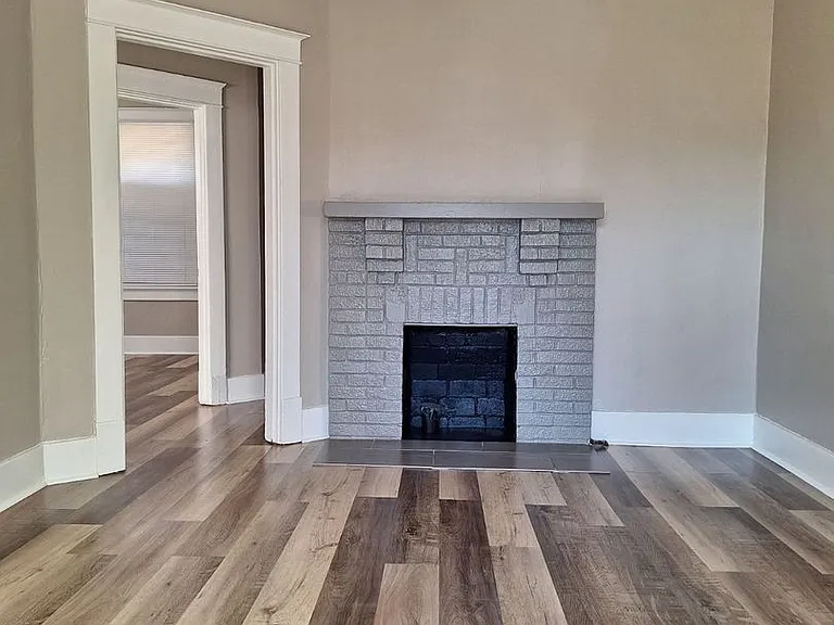 1460 Lyndale Ave — Photo 6