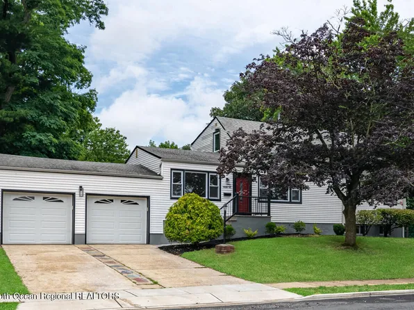 15 Virginia Avenue, Hazlet, NJ 07730