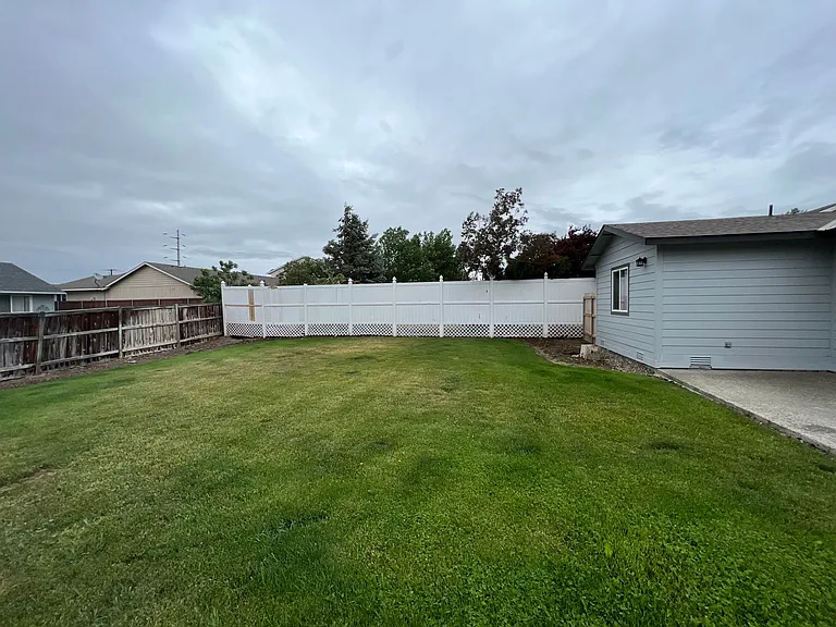 805 E White Birch Ave — Photo 18