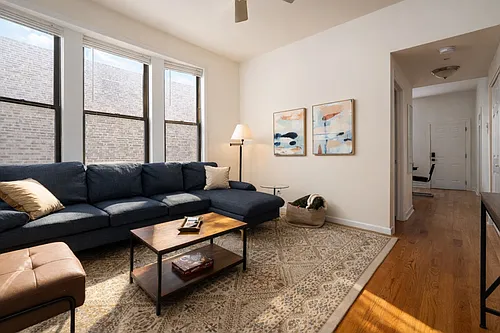 910 N North Damen Ave #ID1501223P Photo 1