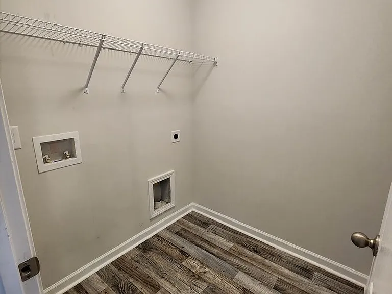 925 Sapphire Stone Ln — Photo 11
