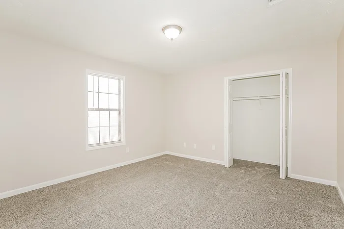 945 Sideline Ct — Photo 13