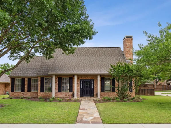 304 Clear Haven Dr, Coppell, TX 75019